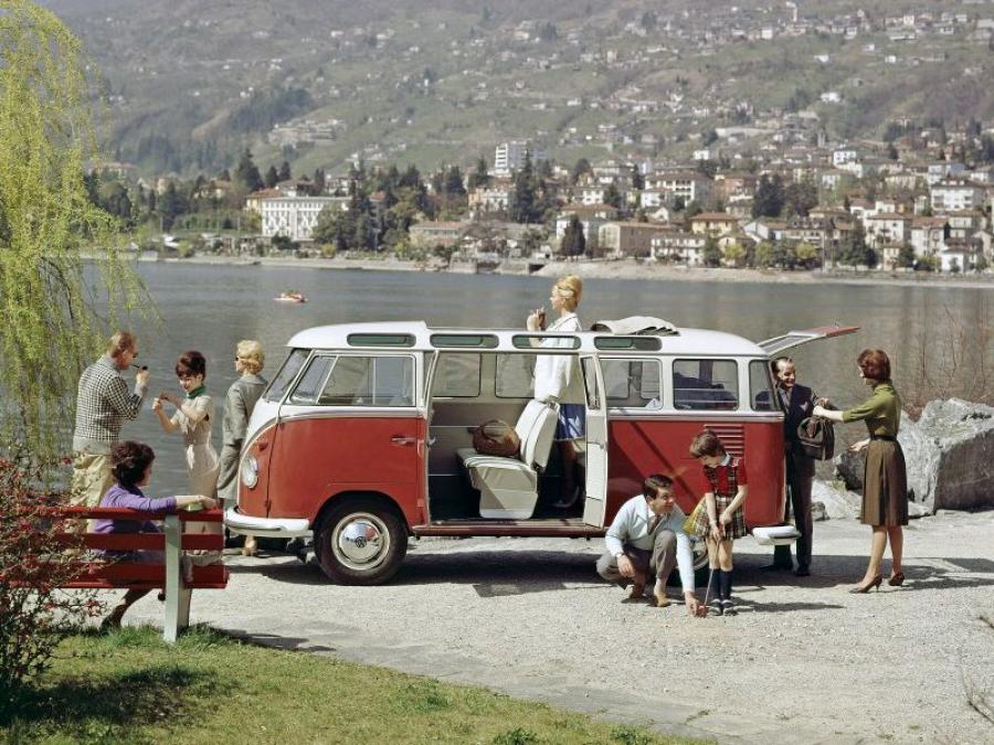  Volkswagen T1 Deluxe Samba Bus 1951 года  (фото 4 из 25)